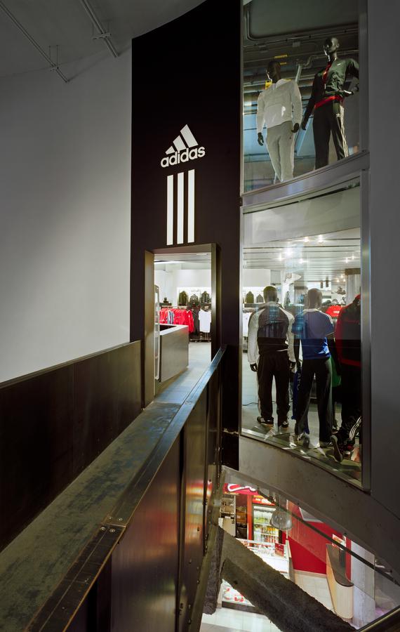 AdidasFlagshipToronto Row3